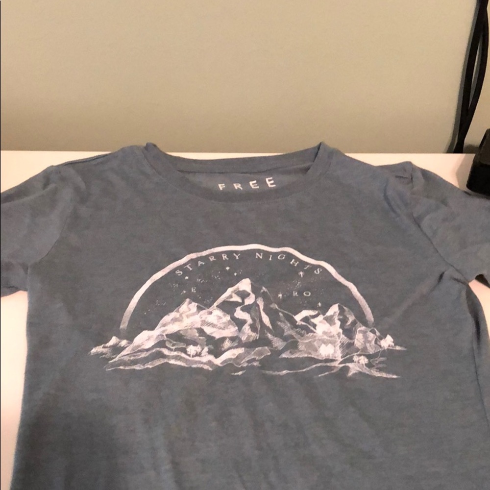 Aeropostale’s graphic tee pack of 3 shirts